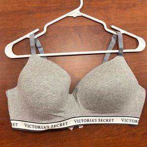 Victoria’s Secret Sports Bra- 38-D Gray adjustable